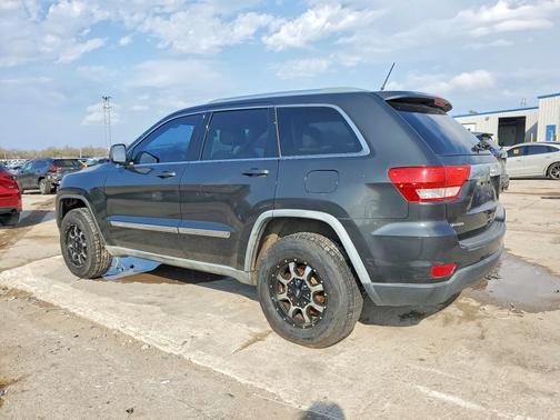 2011 Jeep Grand Cherokee Laredo