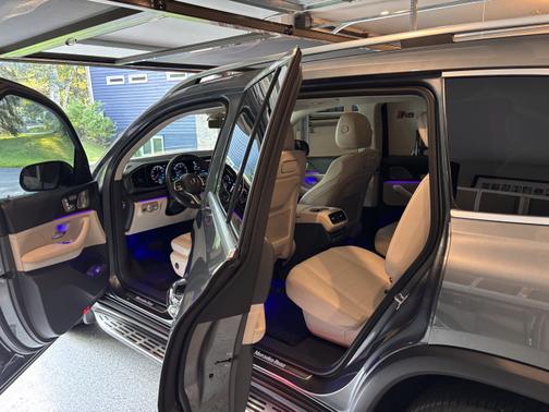 2020 Mercedes-Benz GLS 450 4MATIC