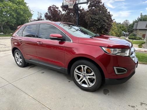 2016 Ford Edge Titanium
