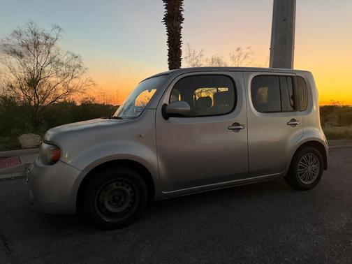 Silver 2009 Nissan Cube 1.8 S
