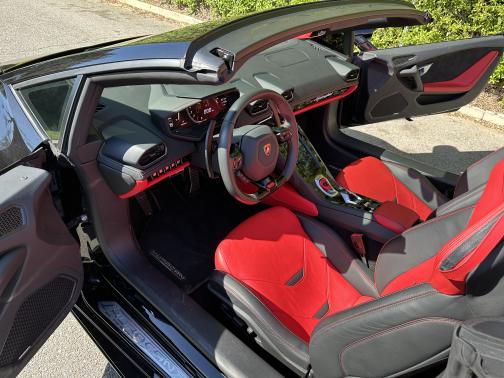 2021 Lamborghini Huracan EVO Base