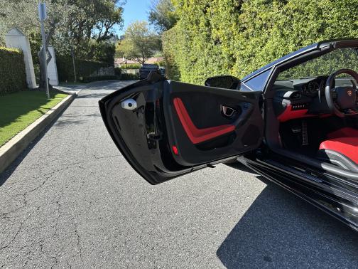 2021 Lamborghini Huracan EVO Base