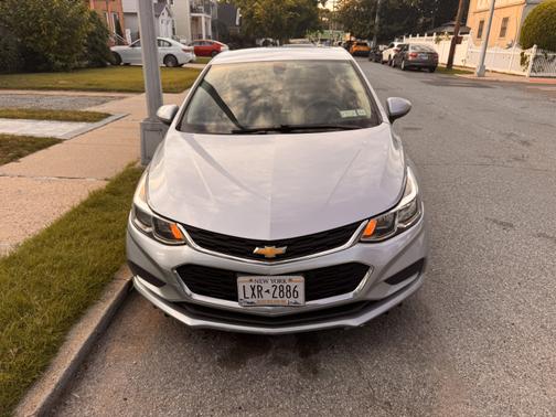2018 Chevrolet Cruze LS