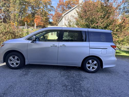 Silver 2013 Nissan Quest SV