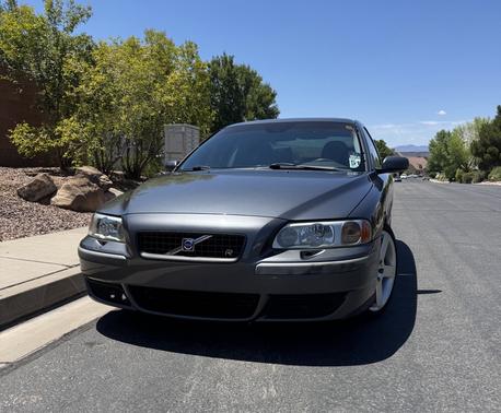 2004 Volvo S60 R