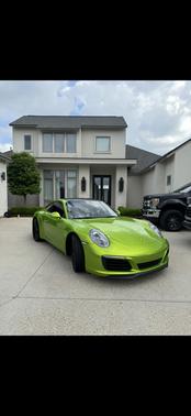 2017 Porsche 911 911 Carrera 4