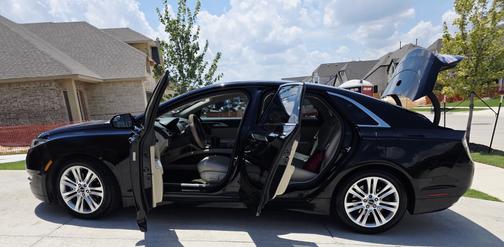 2016 Lincoln MKZ Base