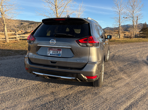 2017 Nissan Rogue SV