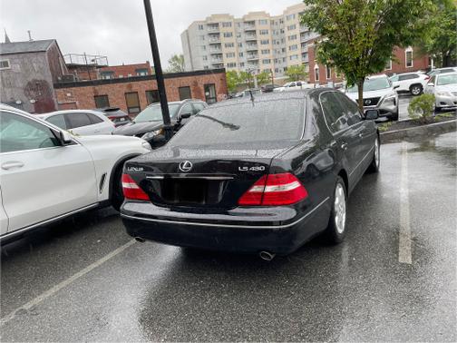 2004 Lexus LS 430 Base