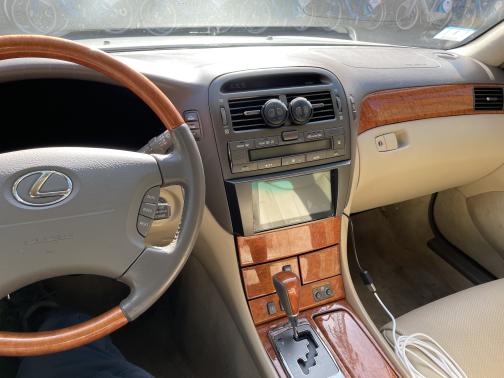 2004 Lexus LS 430 Base