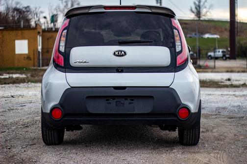 2015 Kia Soul Base