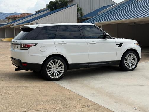 White 2017 Land Rover Range Rover Sport 3.0L Supercharged HSE