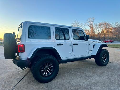 2024 Jeep Wrangler Rubicon 392