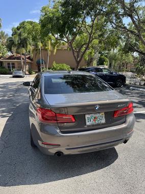 2020 BMW 530 i