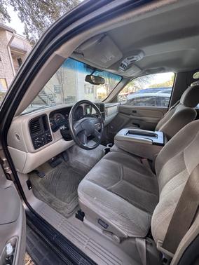 2004 Chevrolet Tahoe LS