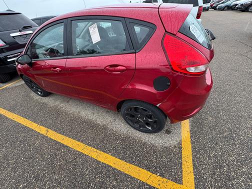 2011 Ford Fiesta SES