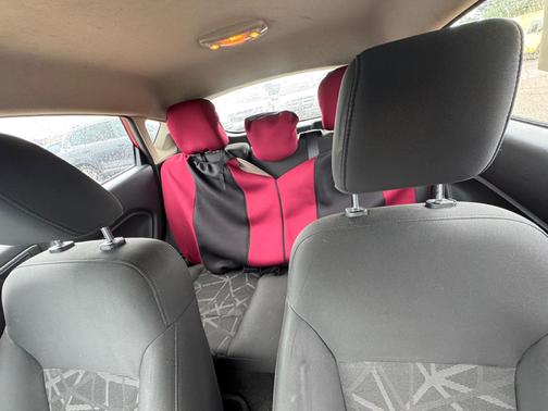 2011 Ford Fiesta SES