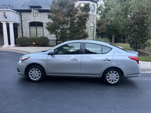 2019 Nissan Versa 1.6 SV