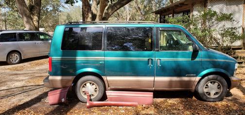 1998 Chevrolet Astro Base