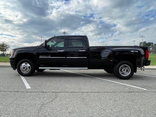 2012 GMC Sierra 3500 Denali
