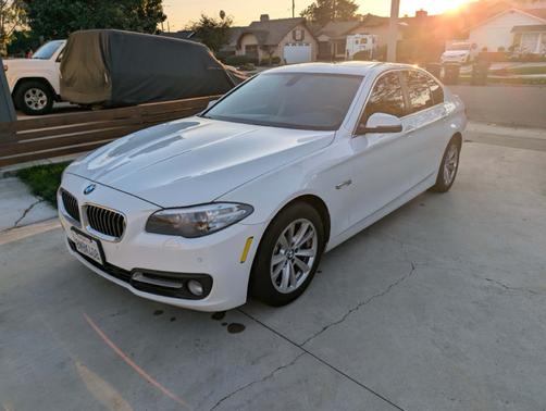 White 2016 BMW 528 i