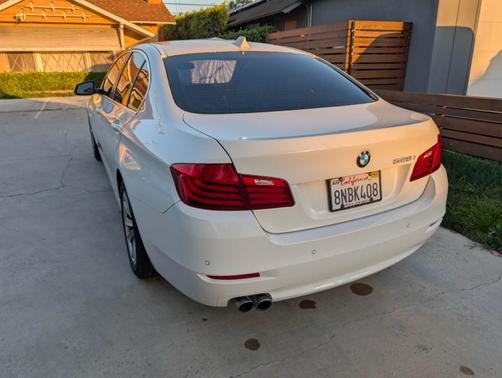 White 2016 BMW 528 i