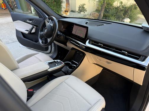 2023 BMW X1 xDrive 28i
