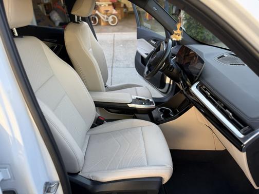 2023 BMW X1 xDrive 28i