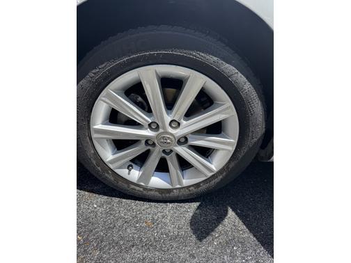 2014 Toyota Camry XLE