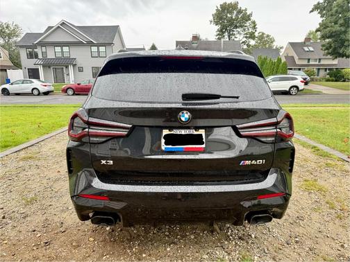 Black 2024 BMW X3 M40i