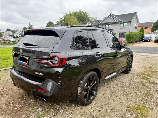 Black 2024 BMW X3 M40i