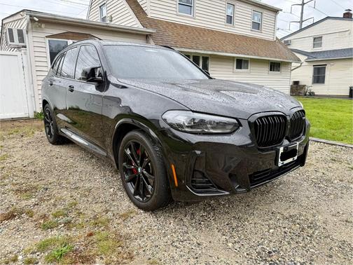 Black 2024 BMW X3 M40i