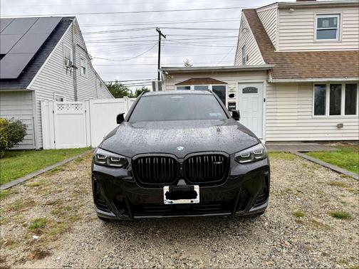 Black 2024 BMW X3 M40i