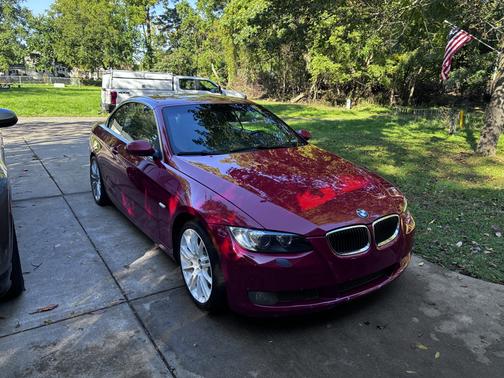 Red 2009 BMW 335 i