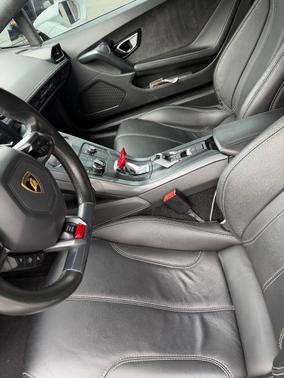 White 2015 Lamborghini Huracan LP610-4