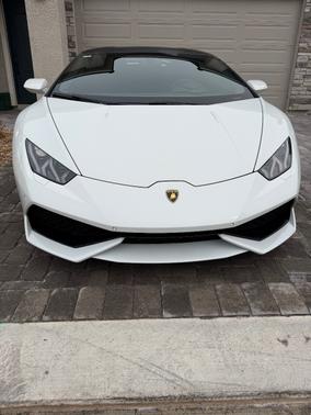 White 2015 Lamborghini Huracan LP610-4
