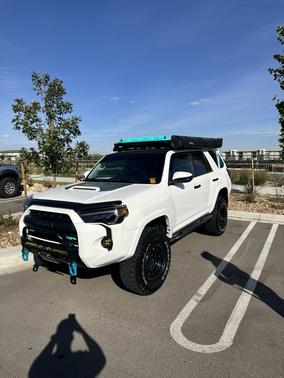 White 2016 Toyota 4Runner TRD Pro