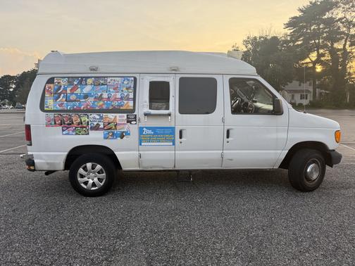 2003 Ford E250 Cargo