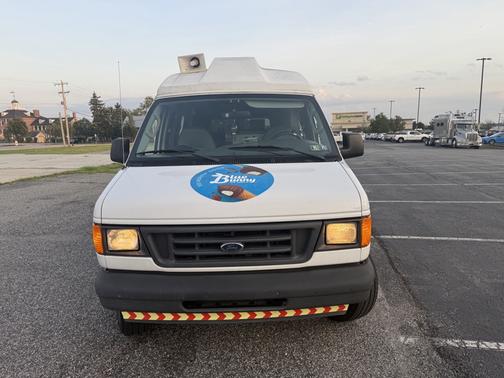 2003 Ford E250 Cargo