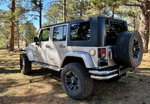 Silver 2008 Jeep Wrangler Unlimited Sahara