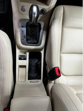 2016 Volkswagen Tiguan R-Line