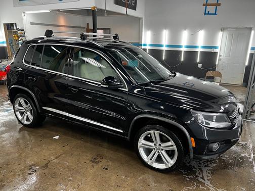 2016 Volkswagen Tiguan R-Line