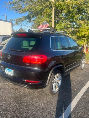 2016 Volkswagen Tiguan R-Line