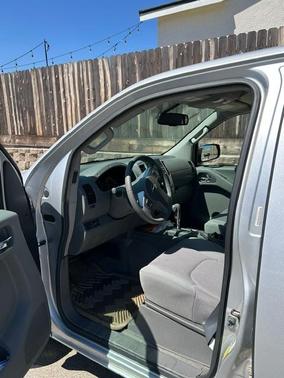 Silver 2014 Nissan Frontier SV