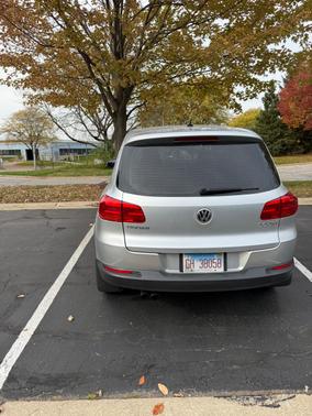 Gray 2013 Volkswagen Tiguan S