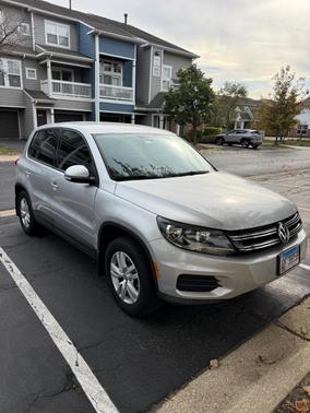 Gray 2013 Volkswagen Tiguan S