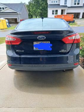 Black 2012 Ford Focus SE