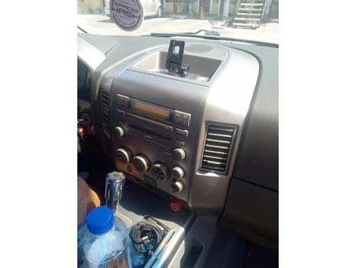 2005 Nissan Armada SE