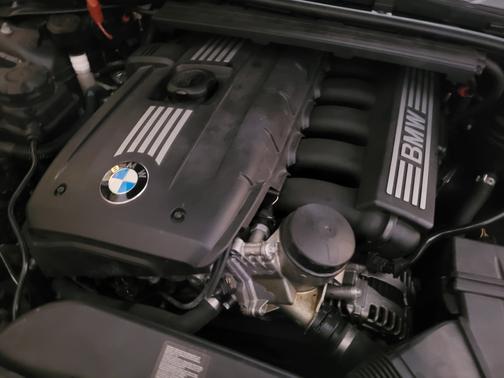 Black 2011 BMW 328 i