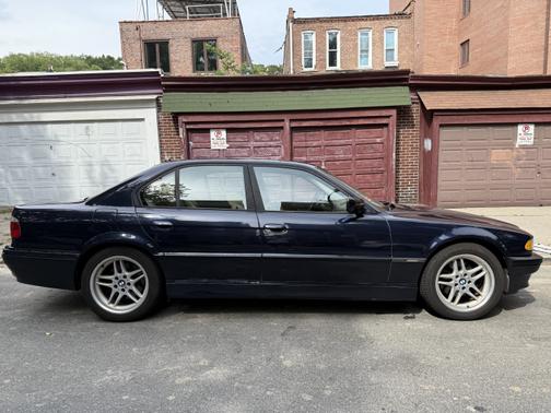 2001 BMW 740 i
